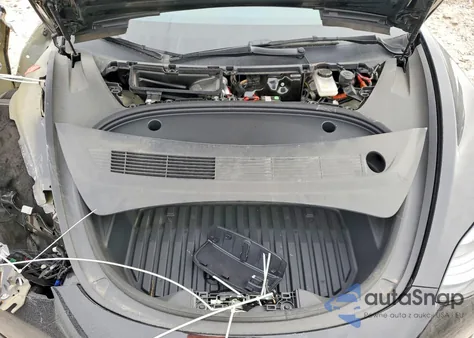 2023 Tesla Model 3 z USA, uszkodzony, nr VIN 5YJ3E1EA7PF704634